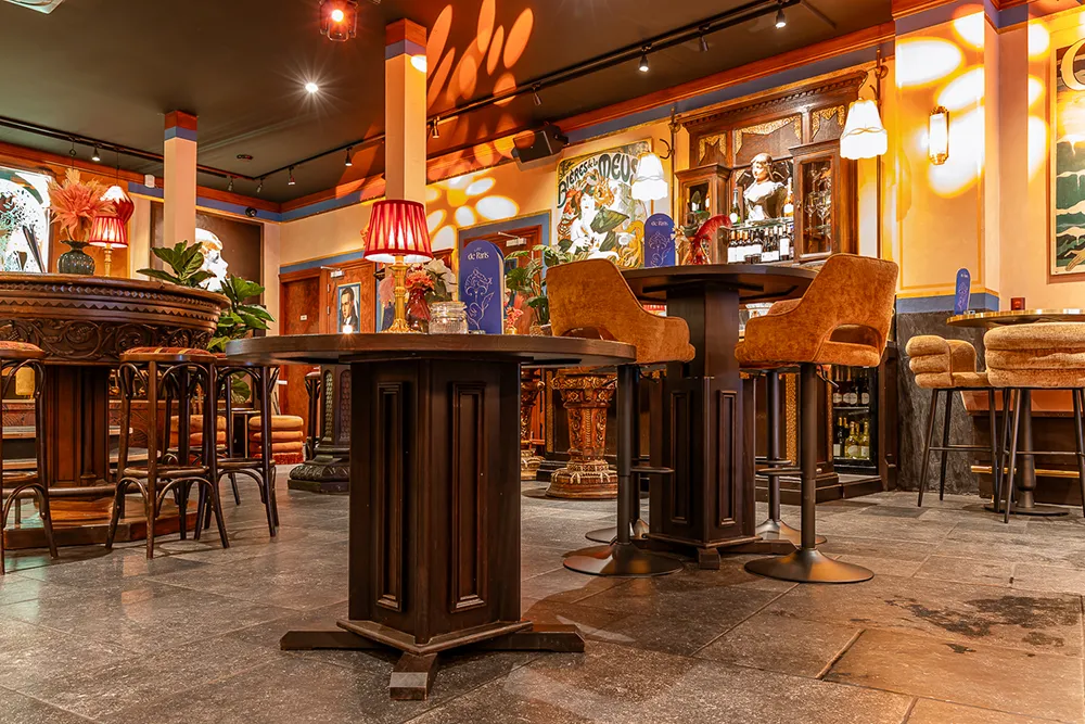 Maatwerk voor Café de Paris in Venlo
